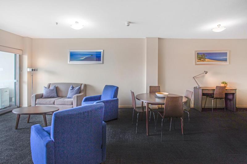 Hume Serviced Apartments - image 12