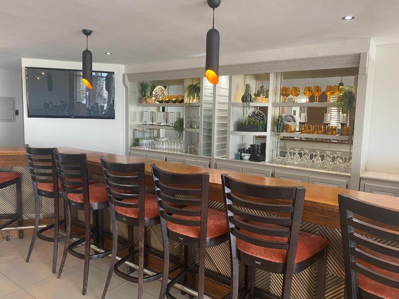 Kennaway Hotel - image 3