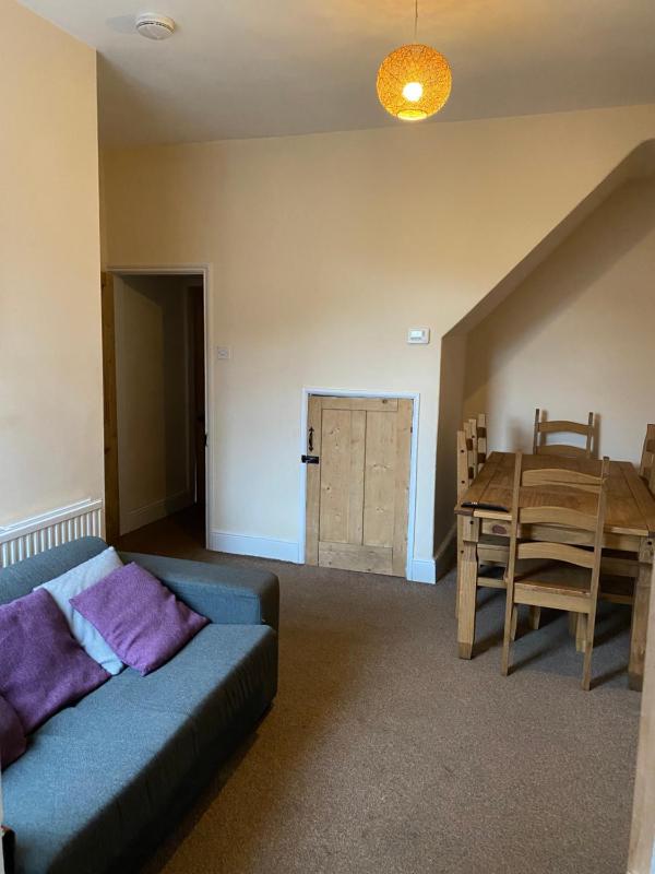 Apartment image 3