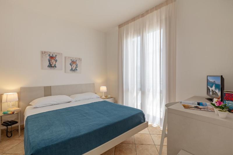 Triple Room image 1