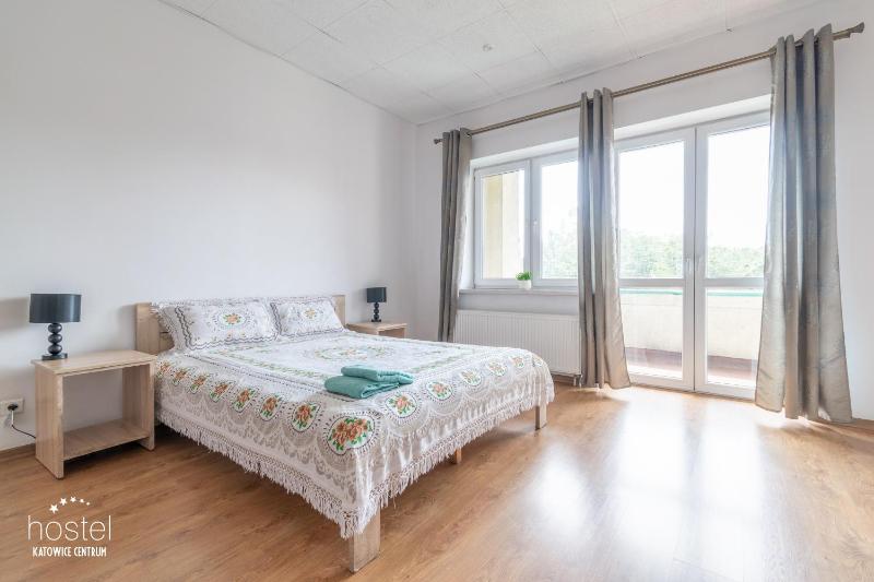 Double Room with Shared Bathroom image 1