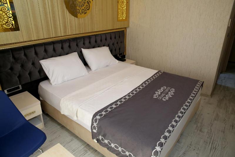 The Grand Tower Hotel - image 16
