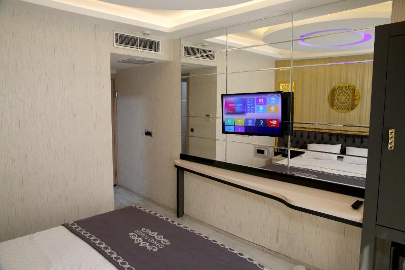 The Grand Tower Hotel - image 2