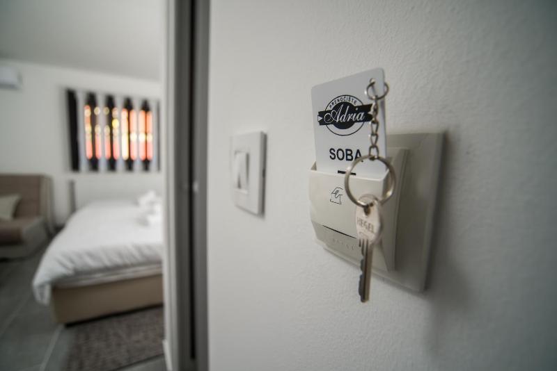 Triple Room with Bathroom image 3