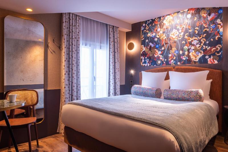 Standard Double Room image 1