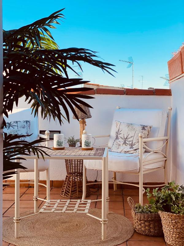 Family Room with Terrace image 2