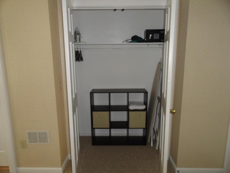 King Bed - Room 3  image 2