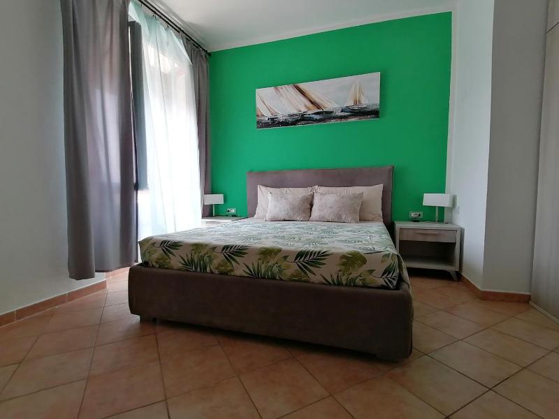 Double Room image 3