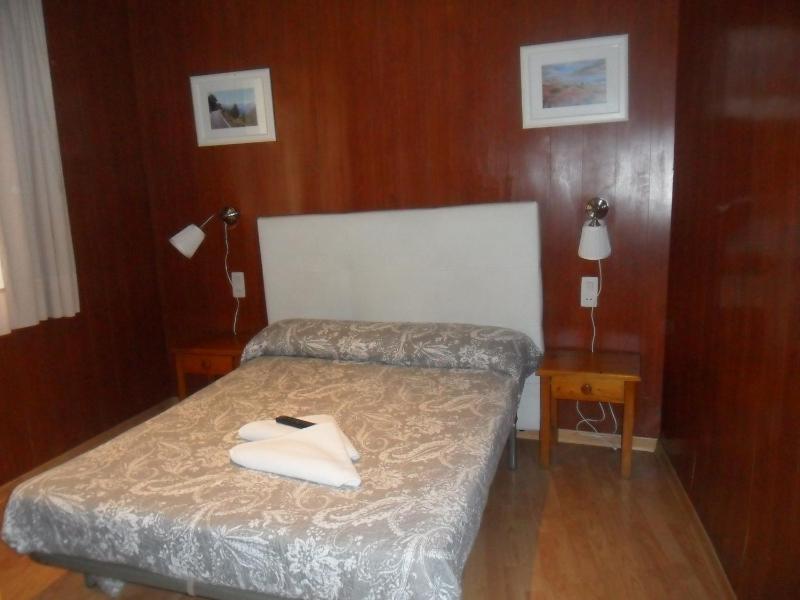 Double or Twin Room image 4