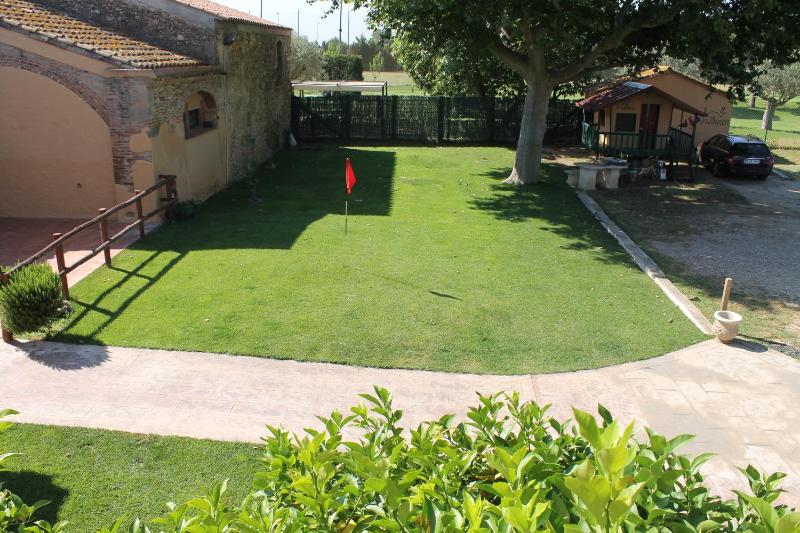 Double Room with Garden View image 2