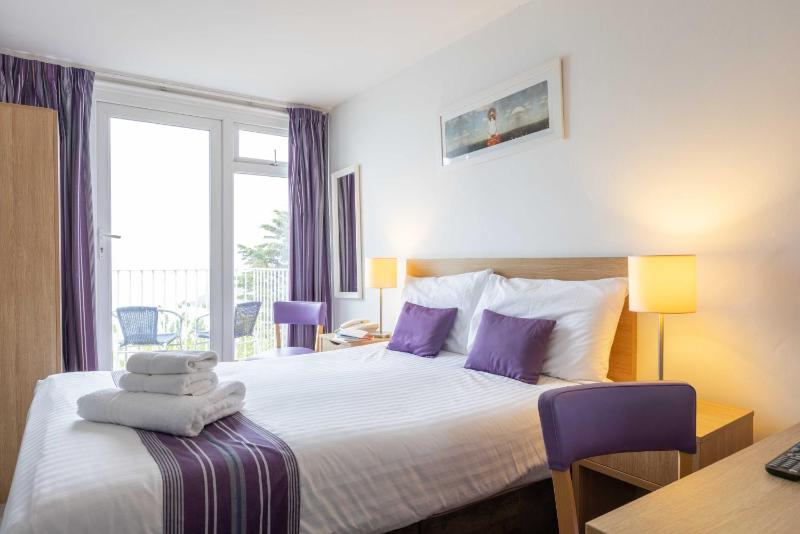 Double Room image 1