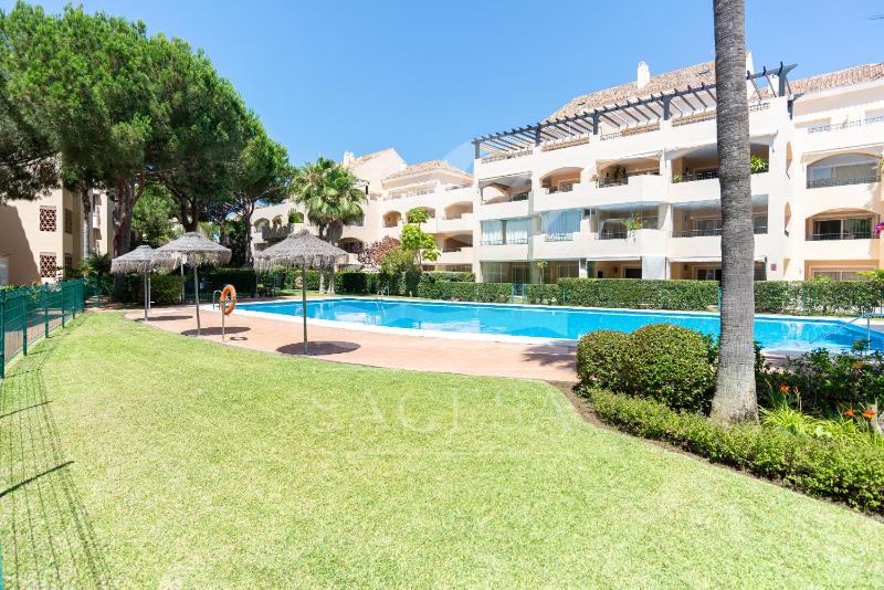 Apartment with Pool View  image 2