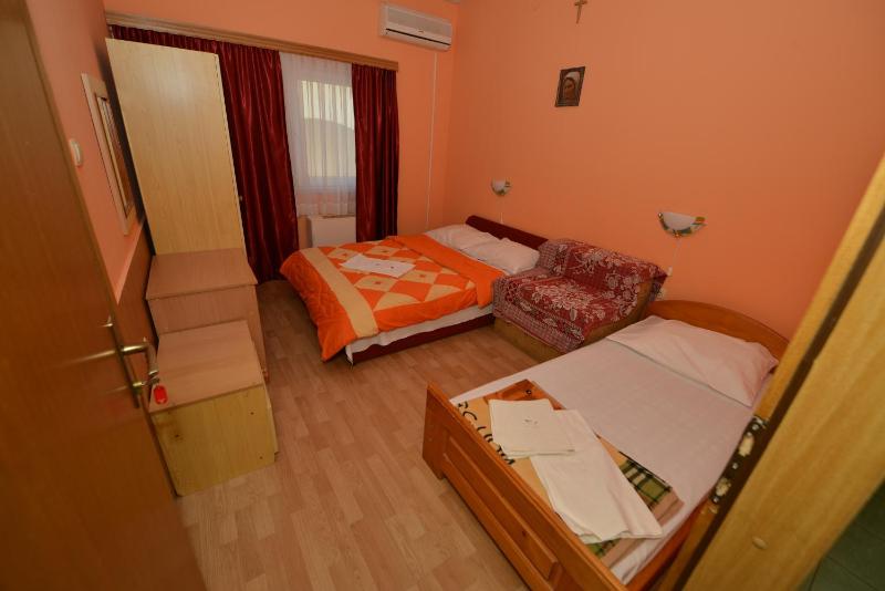Triple Room image 1