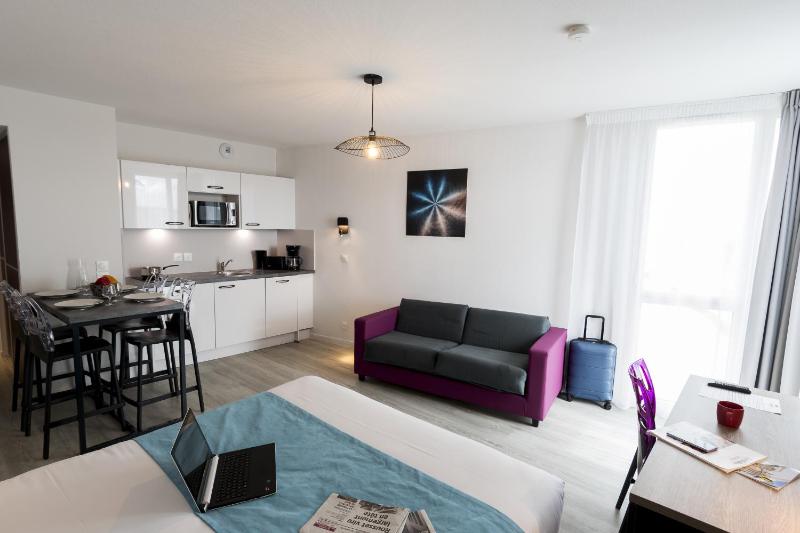 Junior Suite image 2