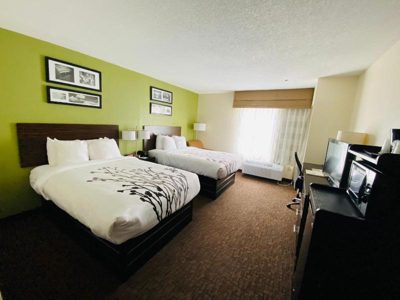 Double Room with Two Double Beds - Non-Smoking image 2