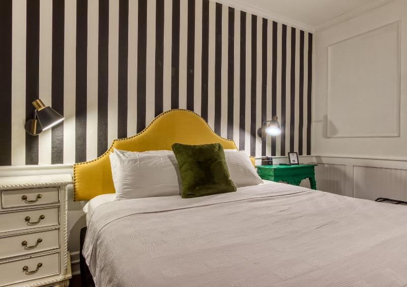Deluxe Single Room image 4