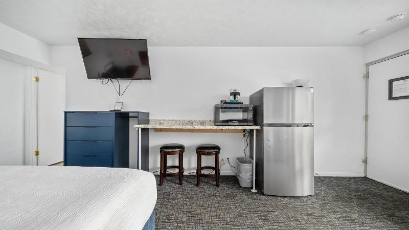 King Room (Upper) image 3