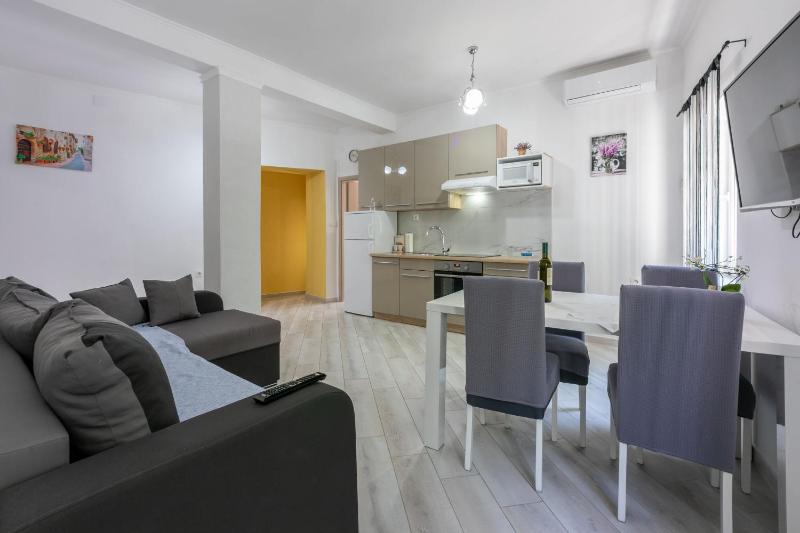 Apartment Danijel - image 28