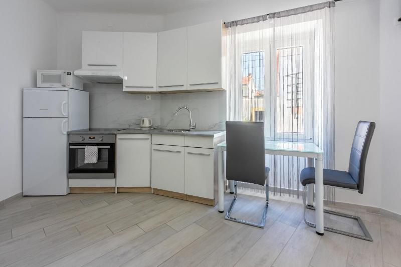 Apartment Studio - image 9