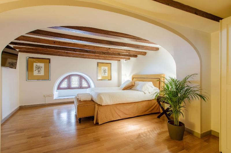 Superior Double or Twin Room image 1