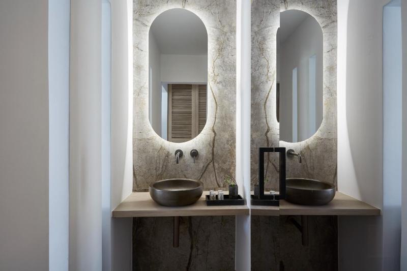 Superior Double Room - Upper Floor image 4