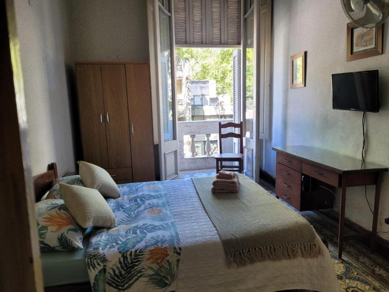 Double Room image 1