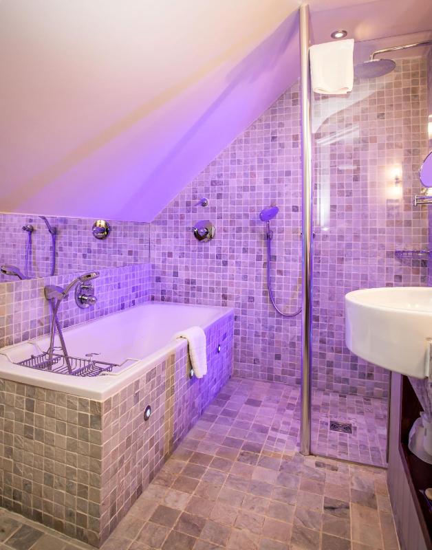 Junior Suite image 2