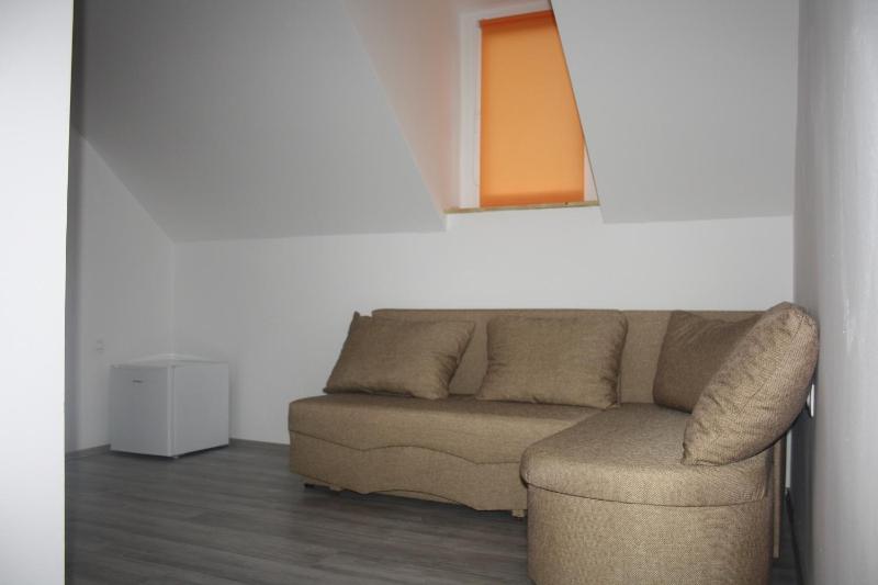 Family Room image 4