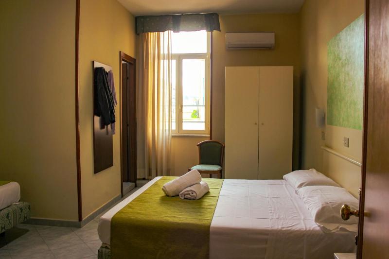 Double Room (1 Adult) image 3