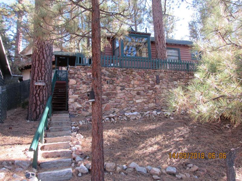 Two-Bedroom House image 2