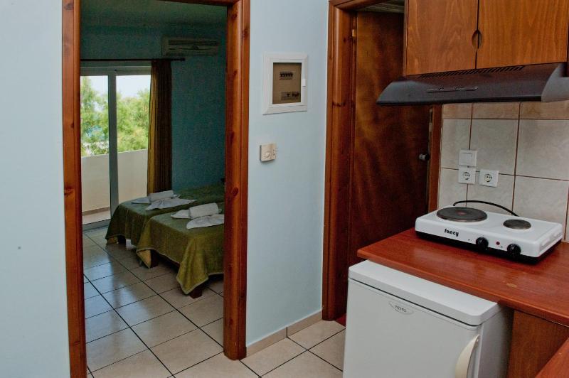 One-Bedroom Apartment (4 Adults) image 2