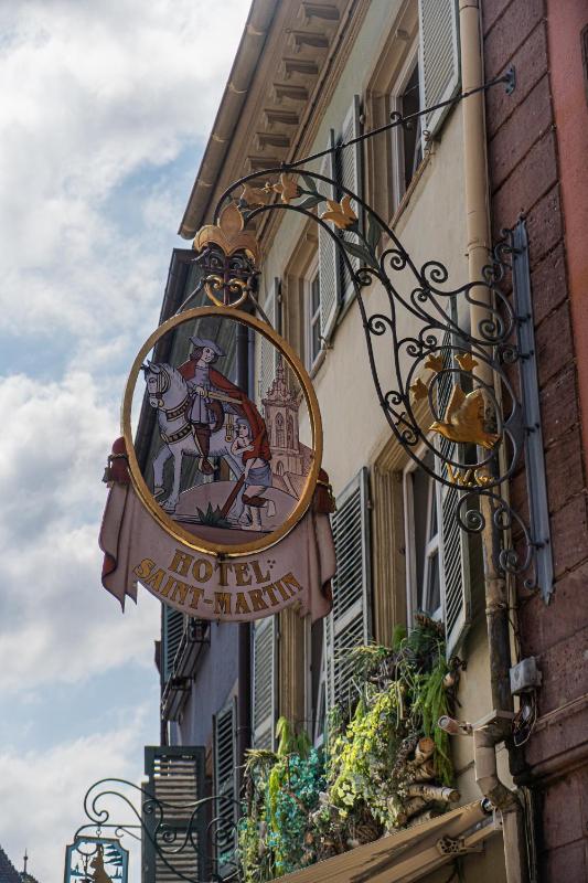 Logis Hotel Saint-Martin - image 8