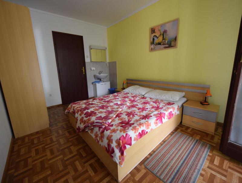 Three-Bedroom Apartment image 4