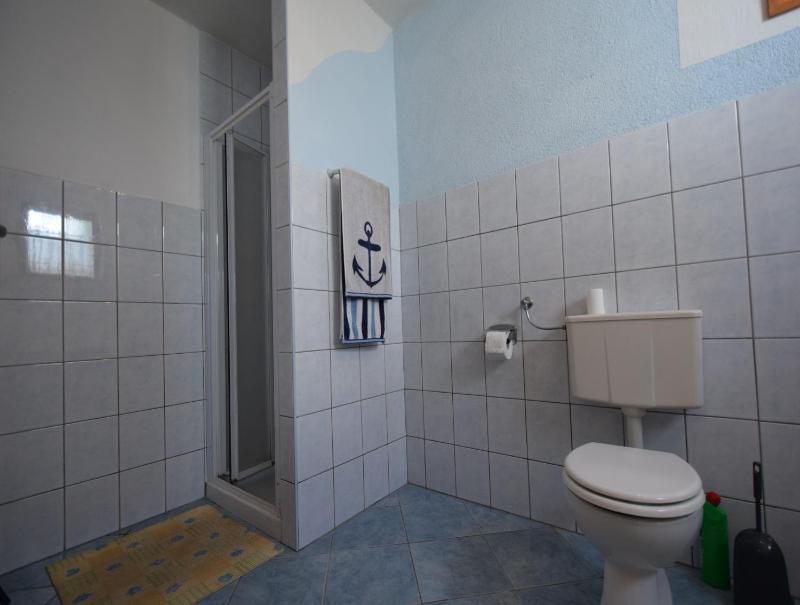 One-Bedroom Studio image 3