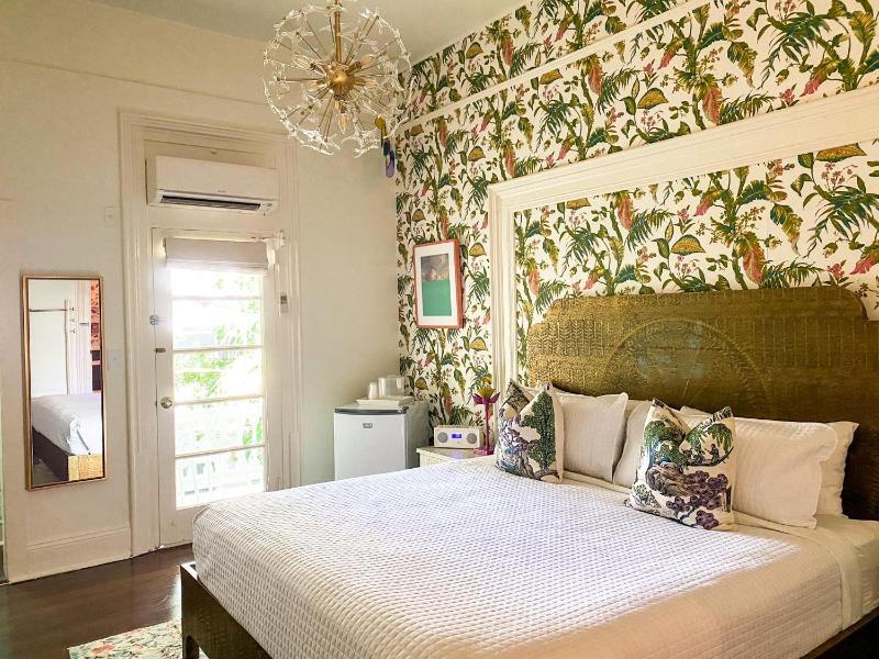 Marreros Guest Mansion - Adult Only - image 48