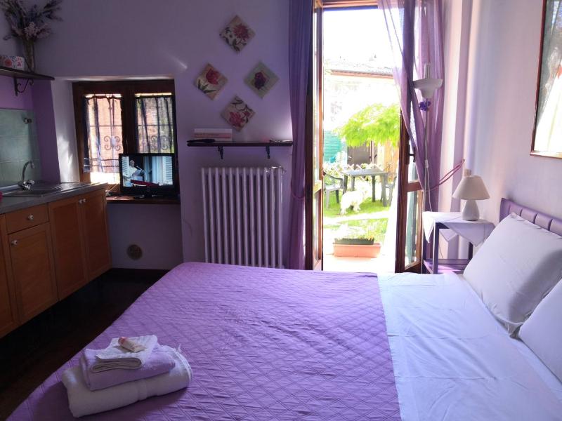 Double or Twin Room image 2