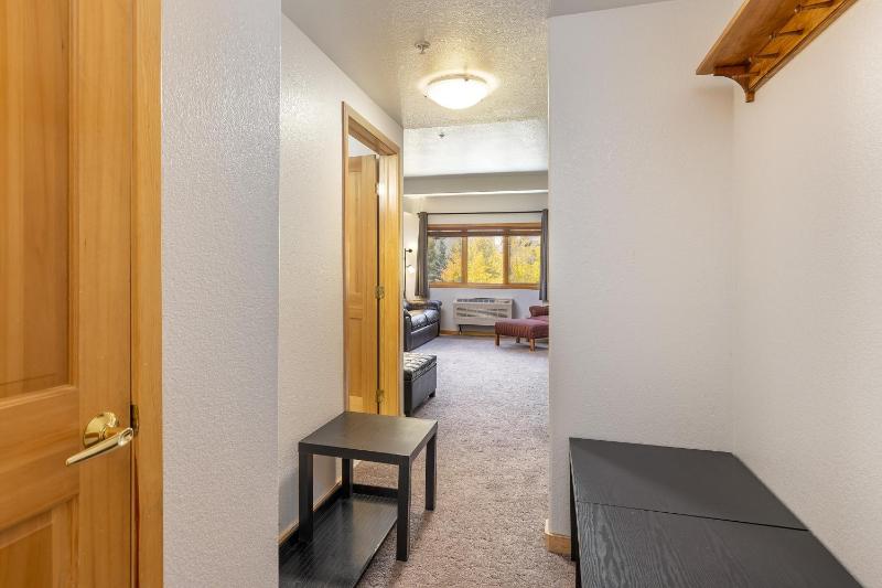 5087 Gateway home - image 11
