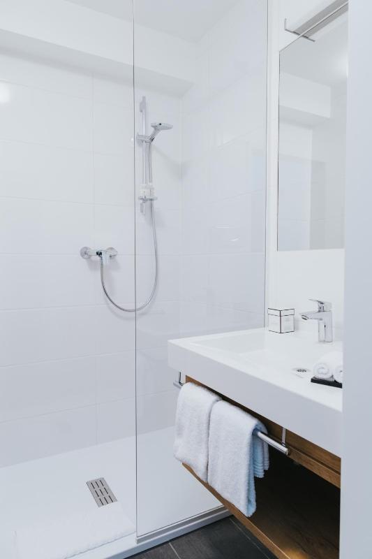 Deluxe Single Room image 4