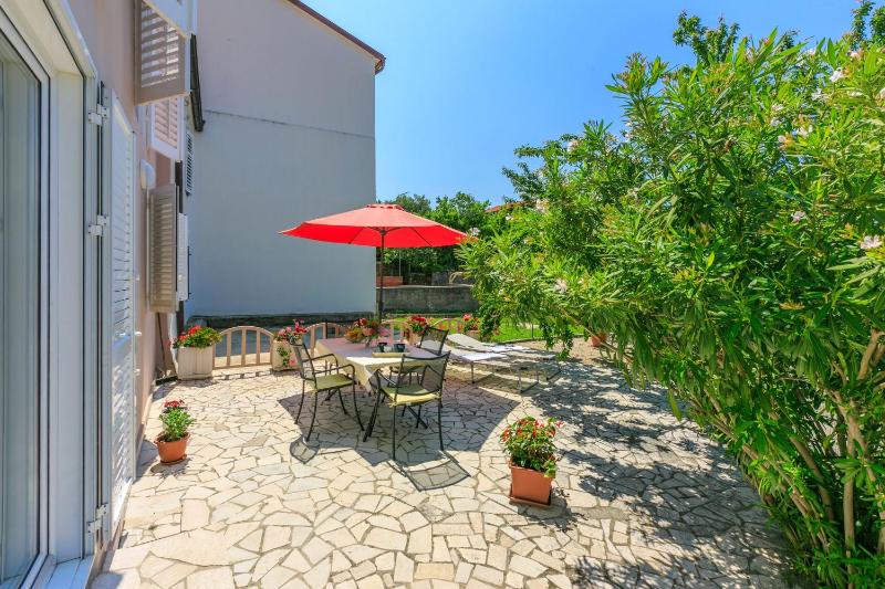 Two-Bedroom Holiday Home image 4