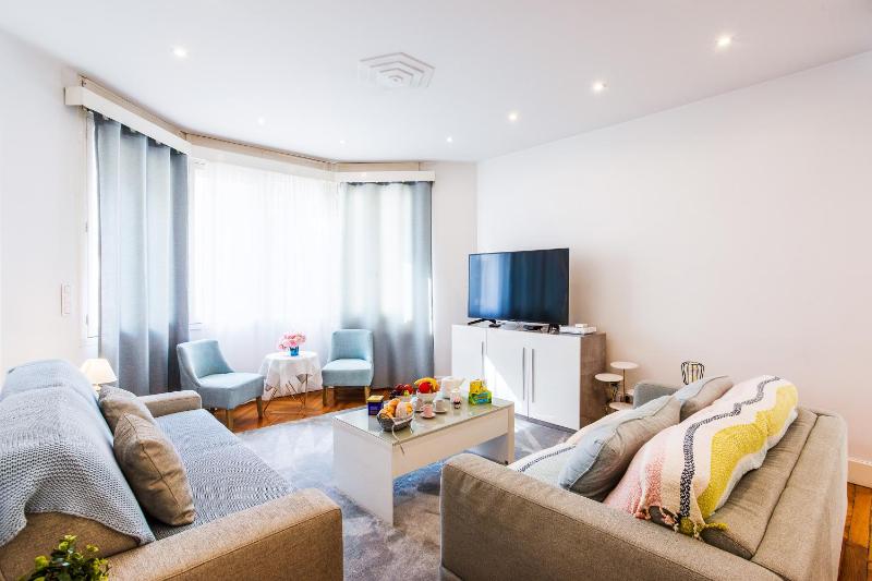 PALAIS PROMENADE AP4166 Nice, by Riviera Holiday Homes Images