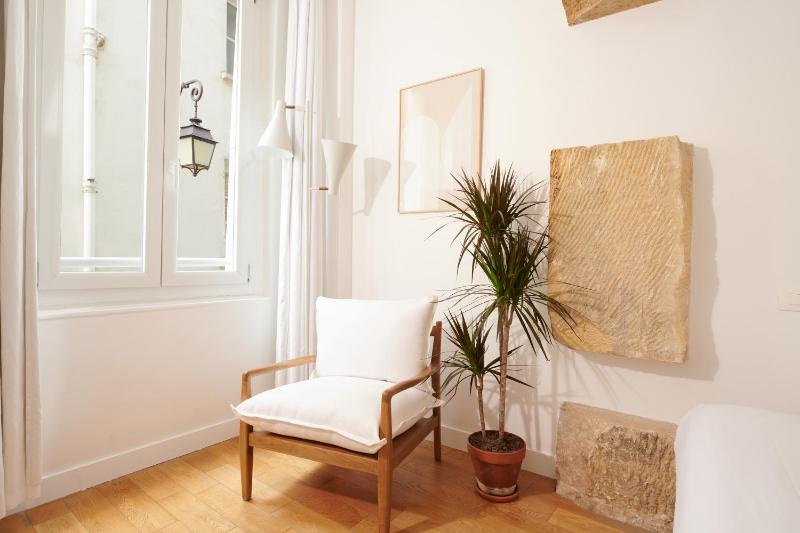 Studio (2 Adults) - Vertus image 4