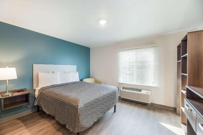 WoodSpring Suites Tucson-South - image 20