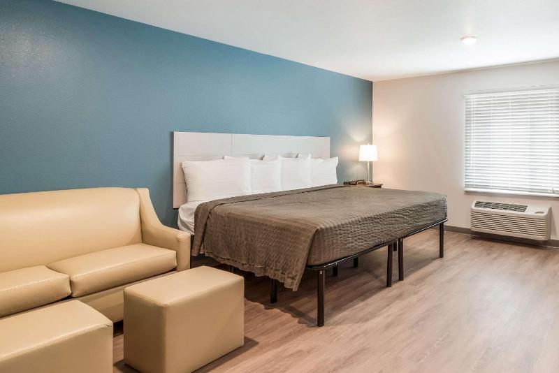 WoodSpring Suites Tucson-South - image 19