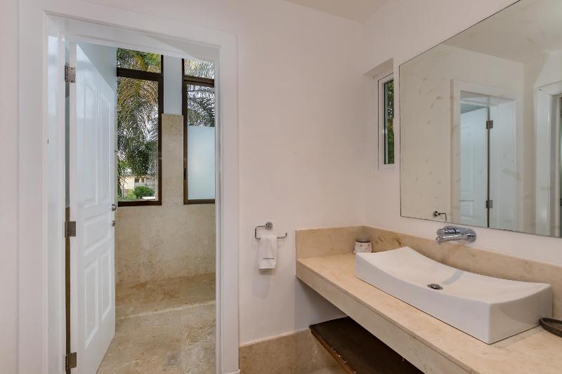 Exclusive Punta Cana Resort and Club Pool Villas - image 16