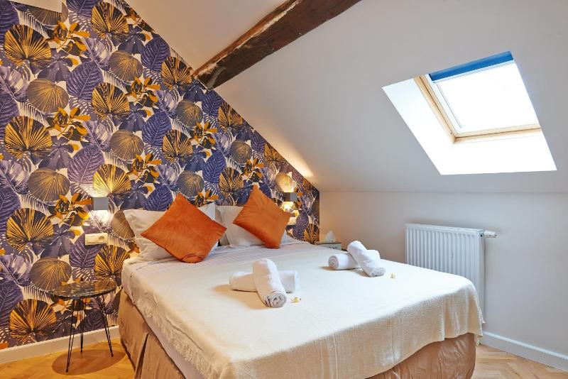 Hotel Les Ecrins - image 3