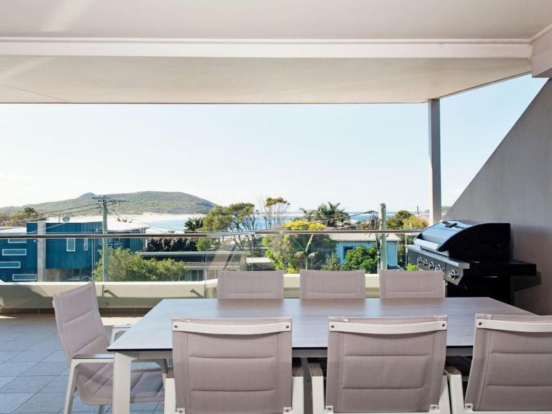 Barefoot Bliss 4 6-10 Market Street - Surfside Apartments - image 5