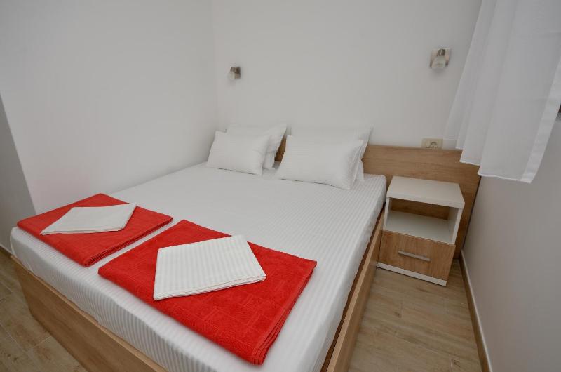 Apartment with Balcony image 3