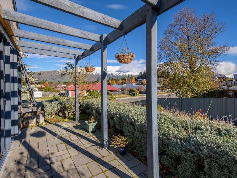 Mount Iron Magic - Wanaka Holiday Home - image 26