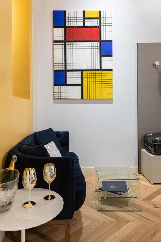Kairos by Florence Art Apartments - image 10