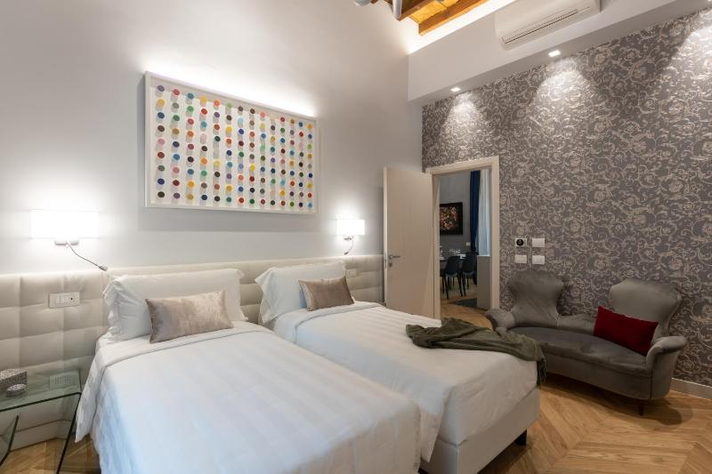 Deluxe Apartment image 3